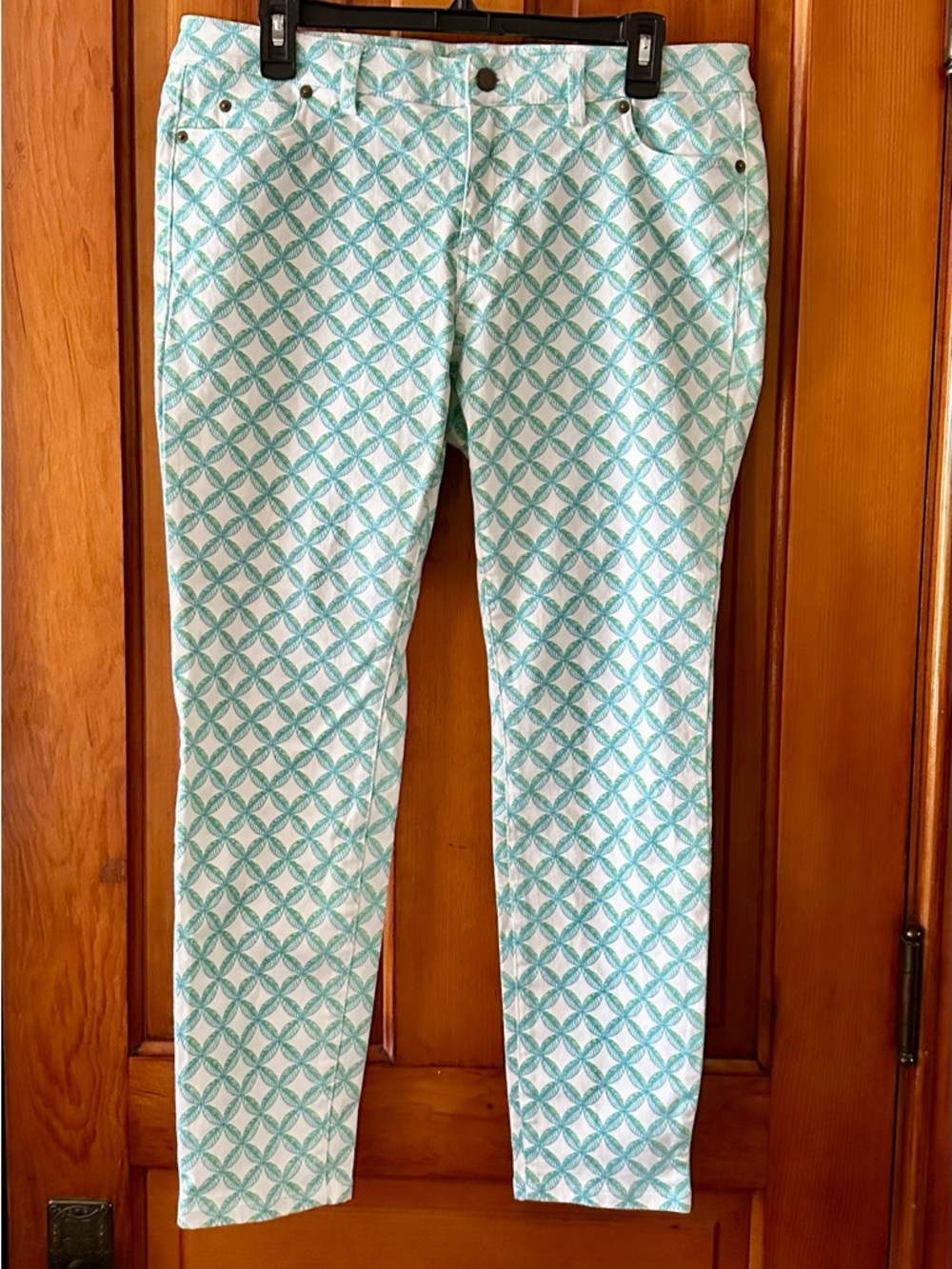 Vineyard Vines White Teal & Pink Whale Trim Pants